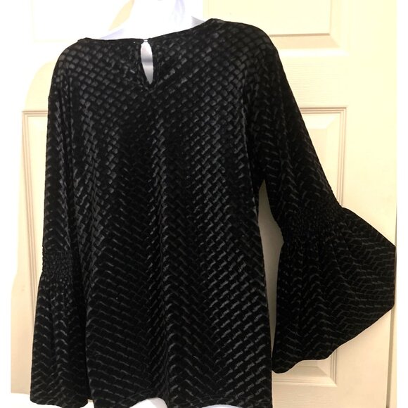 Solitaire Black Velvet Textured Bell Sleeve Top Women’s L Boho Chic Whimsical - Picture 3 of 10
